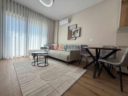Apartament modern 1+1 tek Liqeni i Thatë!