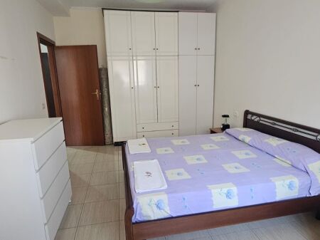 Apartment 1+1 for rent near the Paris commune park
