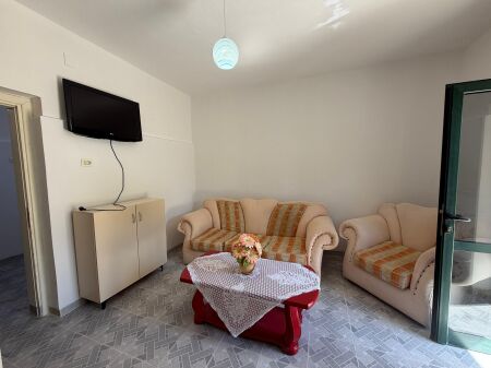 First floor of a villa for rent