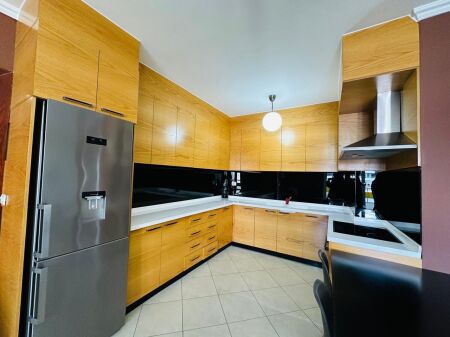 🏡 Jepet me qira apartament modern 2+1 te Pallati me Shigjeta