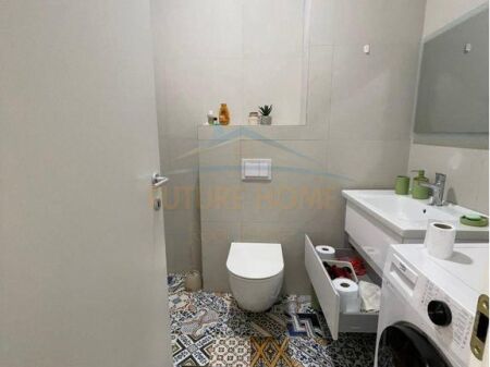 Apartament 1+1+Oborr, Gjiri i Lalzit