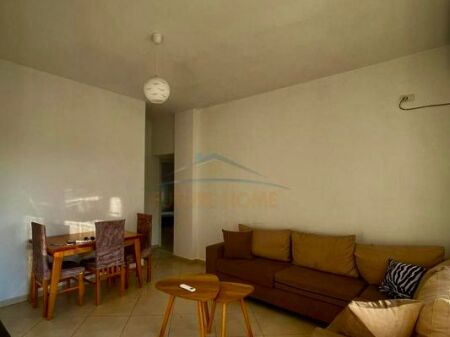 Qera, Apartament 2+1+2+Ballkon+Post Parkimi, Kodra e Priftit.