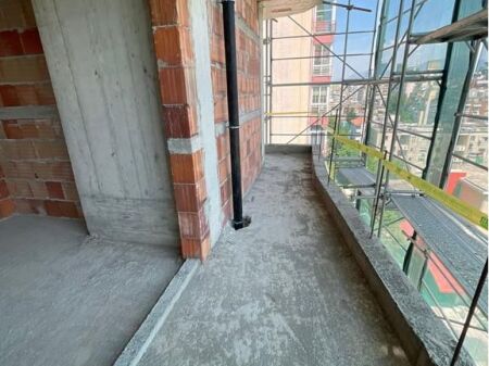 Shitet, Apartament 2+1+2, Blloku, Tirane.