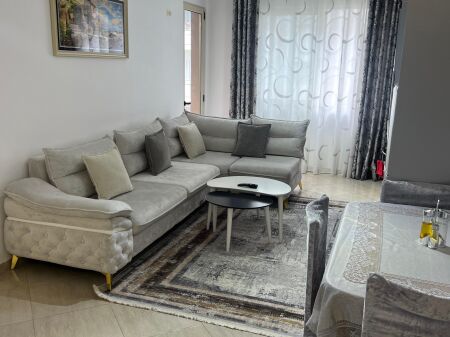 JEPET ME QIRA 2+1+1 Astir 450 euro