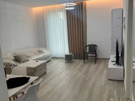 Jepet me qira 1+1 RRUGA JORDAN MISJA 60,000 leke