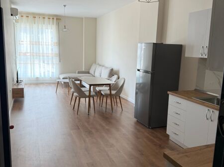 Qera | Apartament 1 + 1 | Rruga 5 Maji | 550 €/muaj