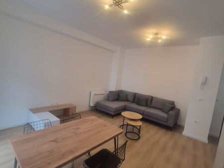 Jepet me qira apartament 1+1