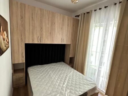Jepet Me Qera Apartament 1+1+1 Ballkon
