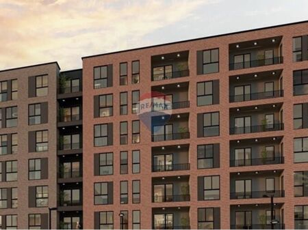 Shitet apartament 1+1, Paskuqan