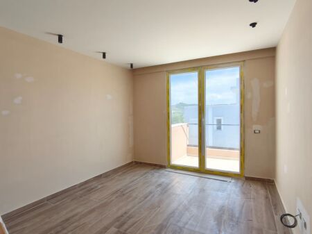 🏡 SHITET APARTAMENT 1+1 – Golem