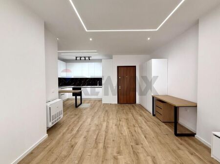 Modern apartment near the Zoo!