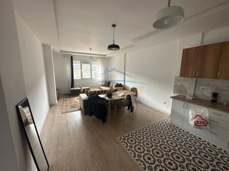Sale, Apartment 1+1, Zoological Garden, Tirana.