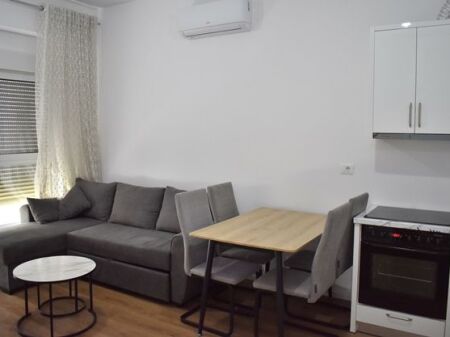 🏢Nella zona di Ali Demi, Rezidenca Kaimi affitta un appartamento, 1+1, arredato. 45.000 Leke