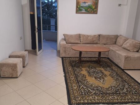 Qera | Shtëpi private 2 + 1 | Vilat Amerikane | 450 €/muaj
