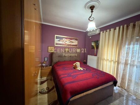 VENDIAMO APPARTAMENTO 2+1 IN VIA KAVAJES!
