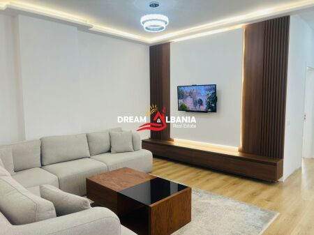 Appartamento in vendita 2+1+2 in Via Egnatia Don Bosko a Tirana (ID 41212242)