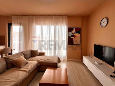 Apartament 1+1 me qera Mine Peza