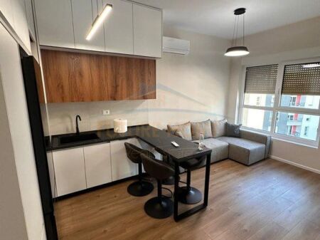 Shitet, Apartament 1+1, Tiranë. Ali Demi