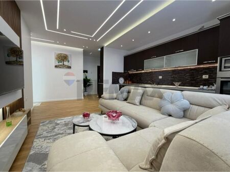 SHITET APARTAMENT 2+1 PALLATET CABEJ!