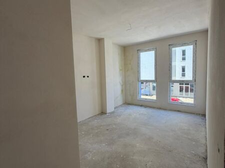 🏡 Shitet Apartament 2+1  📍 Tek Univers City