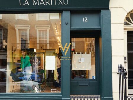 SHOP FOR SALE 35 M2 AT BULEVARDI ZOGU I PARE 340,000 EURO