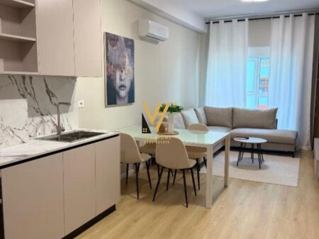 APPARTAMENTO 1+1 IN AFFITTO A UNAZA E RE 60.000 LEKE