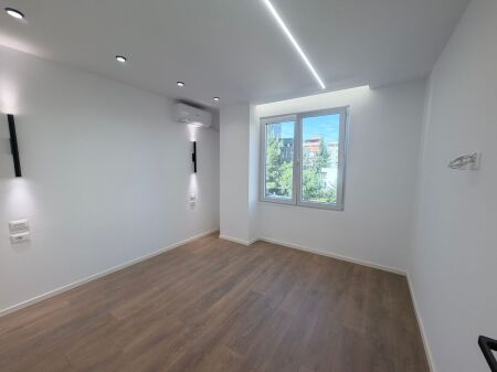 Super 1+1 apartment for rent at 21 Dhjetori