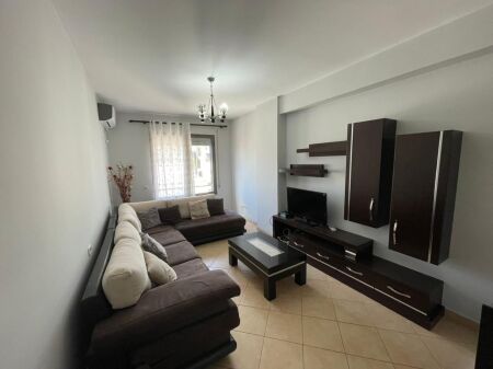 Rent, Apartment 2+1 + Storage, Paris Commune, Tirana.