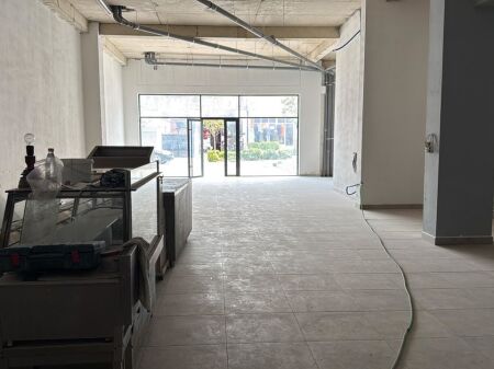 Rent | 2 Ambjente Biznesi | Shkozë | 4500 €/month