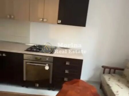 Qera | Shtëpi private 1 + 1 | Rruga 5 Maji | 300 €/muaj