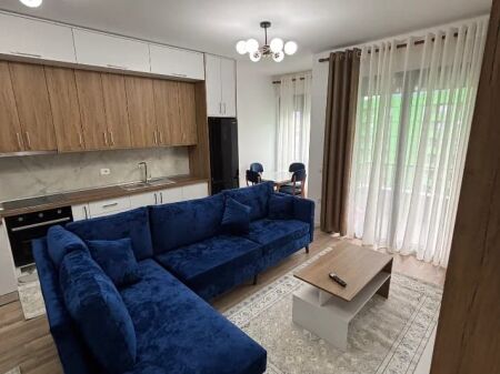 Apartament me qera - Liqeni i Thate