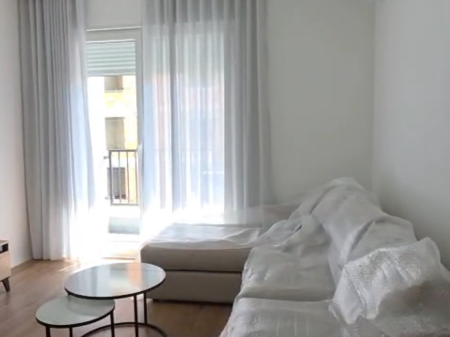 Apartament 2+1 per qera Univers City !
