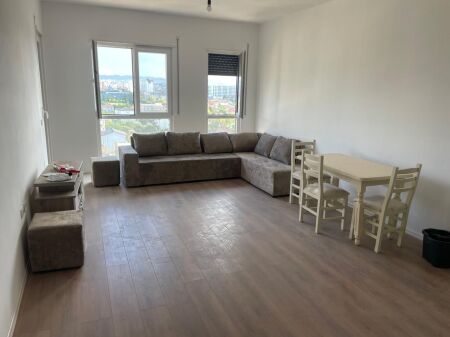 Jepet apartament me qera 2+1