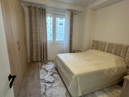 Affittasi Appartamento 2+1 a Kamëz