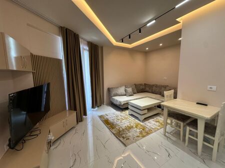 Apartament 1+1 per qira tek Rruga e Dibres.