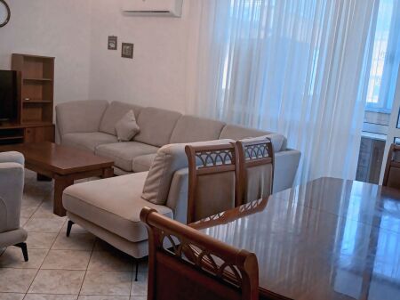 For rent 3+1+2 at Siri Kodra ,🏷️70,000 Leke