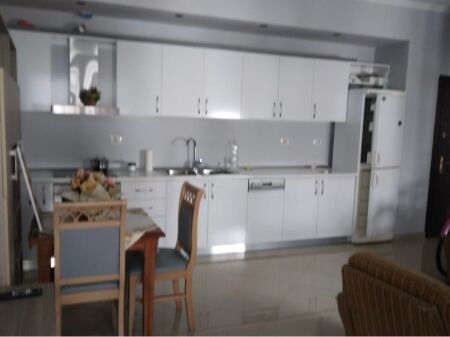 1+1,te pazari i ri ,dhe per airbnb,700 eueo