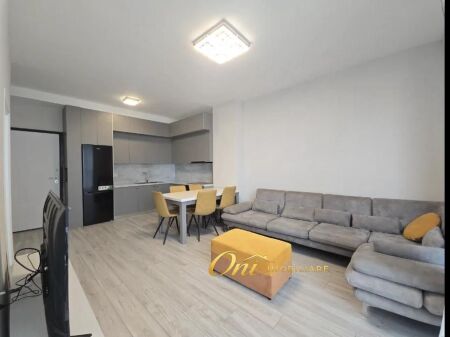 JEPET APARTAMENT ME QERA 1+1 KOMUNA E PARISIT