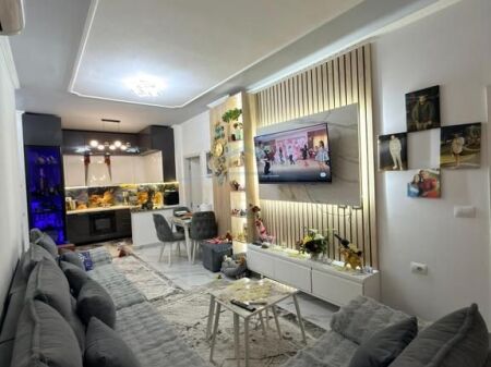 Shitet, Apartament 2+1, Kamez, Tirane.