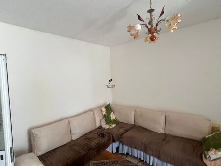 VENDESI APPARTAMENTO 2+1 PAZARI I RI 165.000 EURO FH-76021