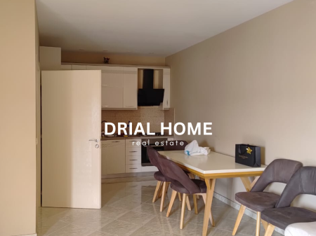 Apartament me qera 1+1