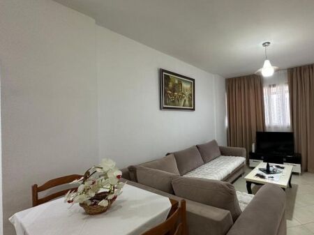 Apartament 1+1 per shitje prane Kompleksit Grand, Tregu Elektrik!