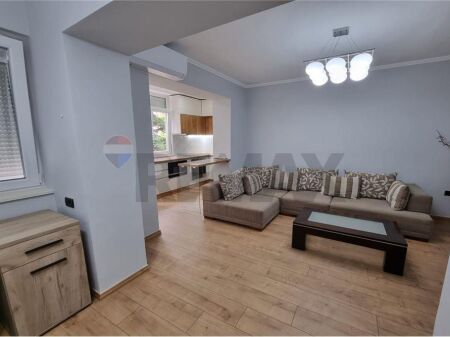 APARTAMENT 1+1 PER QIRA TE MYSLYM SHYRI!