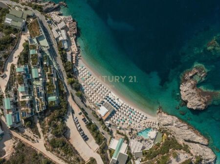 We sell a super 1+1 apartment with veranda at Folie Village, Jale !!
