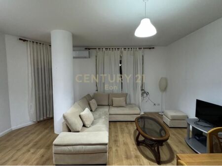 JEPET ME QIRA APARTAMENT 2+1+2 PRANE RRUGES SE RE TE PORTIT!