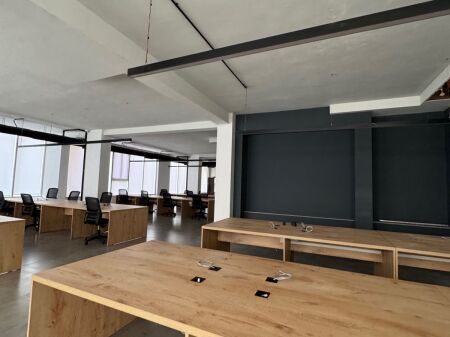 OFFICE FOR RENT 750M2 ASTIR