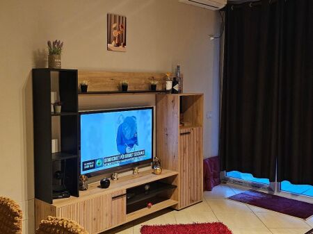 Apartament me qera