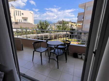 🏡 Appartamento 1+1 + Posto Auto in Affitto – Lago Secco, vicino a Via Peti