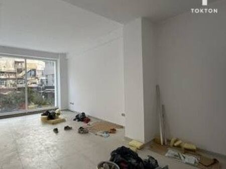 QIRA, AMBIENT BIZNESI, ZOGU I ZI, TIRANË