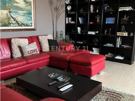 EX ESPOSIZIONE, AFFITTIAMO APPARTAMENTO 2+1+2 1.000 € /Mese